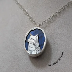Fox Portrait Pendant | Silver & Labradorite